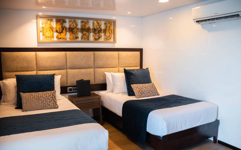 alya main deck twin cabin cruise to Galapagos