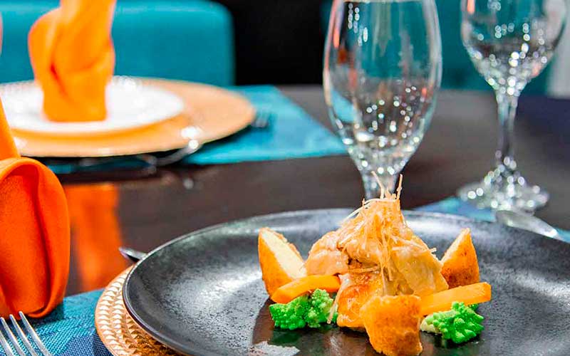 ecuadorian and international food ecogalaxy cruise to Galapagos