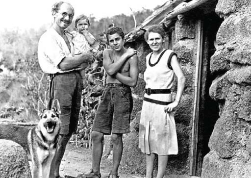 Galapagos: Family