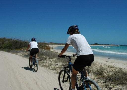 Galapagos Cruise: Tourist Sport