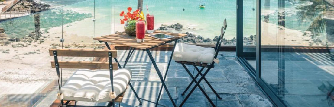 Galapagos: Golden Bay Restaurant
