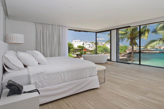 Galapagos: Golden Bay Room