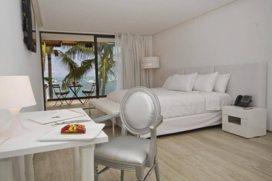 Galapagos: Golden Bay Room