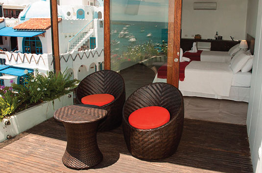 Galapagos: Sunset Balcony